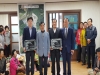 근남면 구산﻿﻿1﻿﻿리 주민들﻿﻿, ﻿﻿군청 공무원 ﻿﻿2﻿﻿명에 감사패 전달