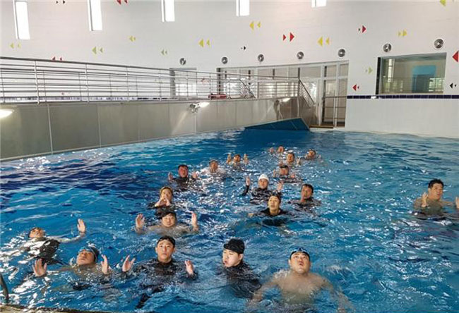 072.jpg