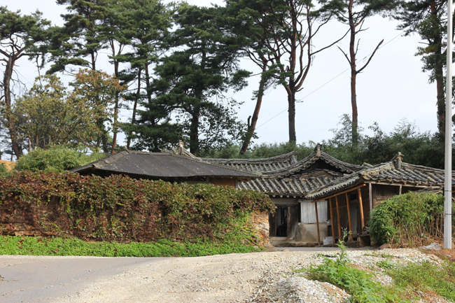 유영국화백생가-(2).jpg