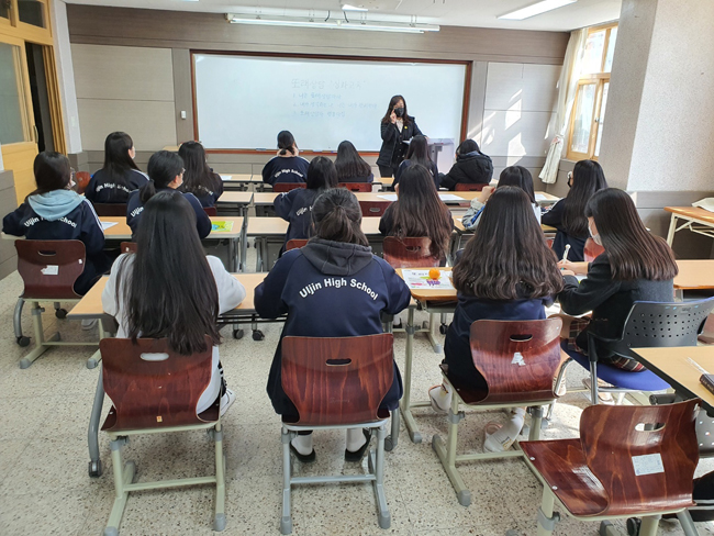 158.jpg