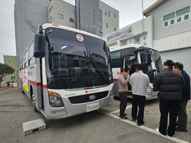 857.jpg