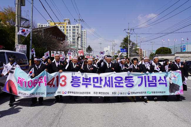 894.jpg